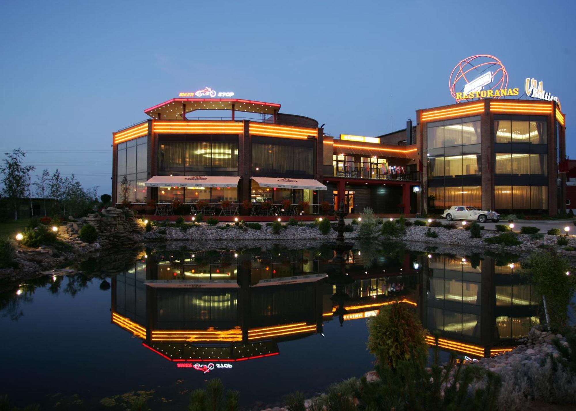 Hotel Via Baltica à Sargėnai Extérieur photo