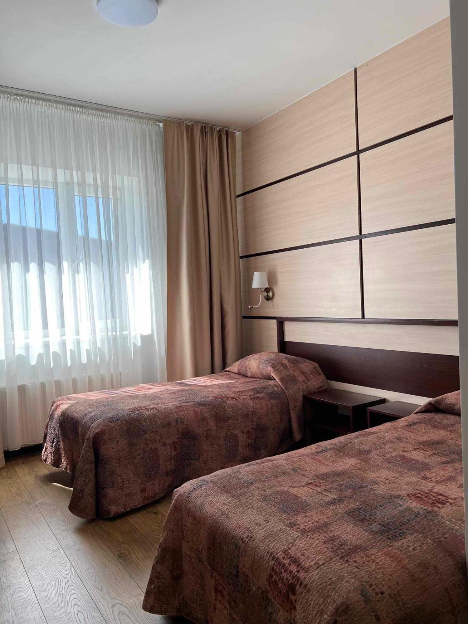 Hotel Via Baltica à Sargėnai Extérieur photo