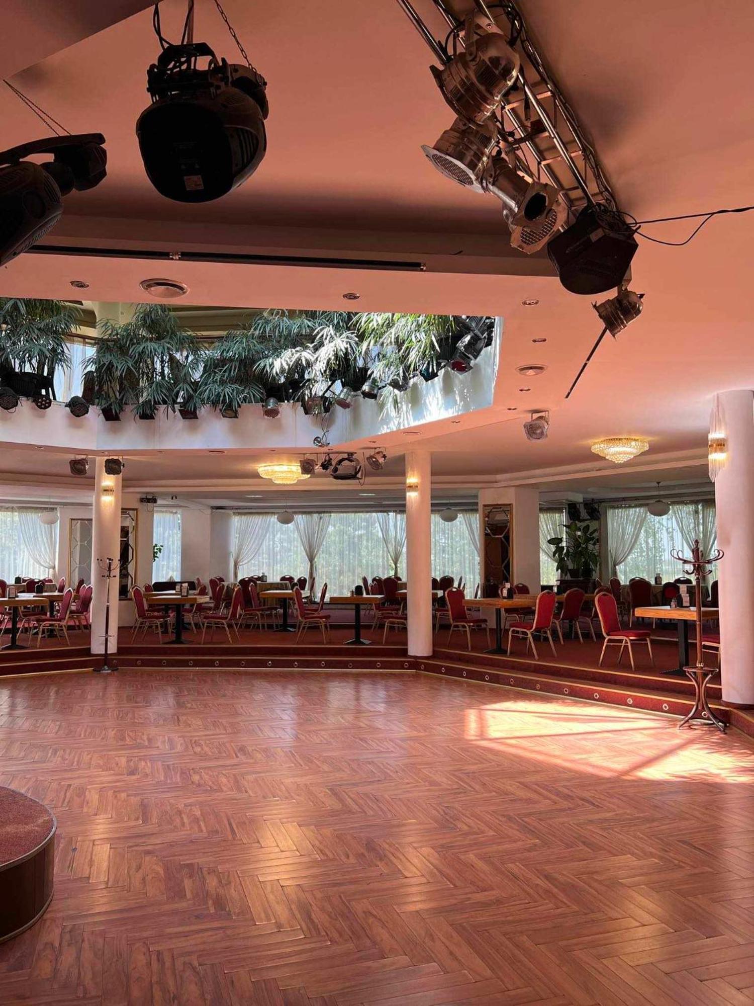 Hotel Via Baltica à Sargėnai Extérieur photo