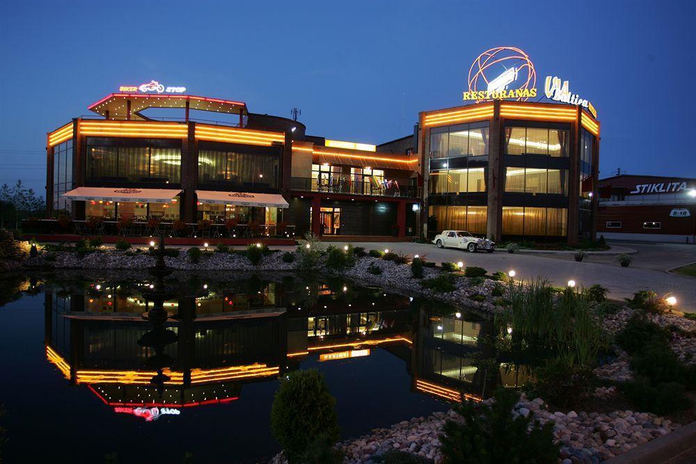 Hotel Via Baltica à Sargėnai Extérieur photo